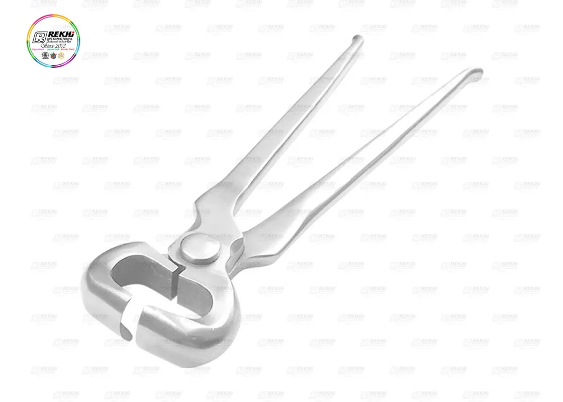 Rekhi International Half Round Hoof Nippers – Precision tools designed for effective hoof wall trimming and maintenance.